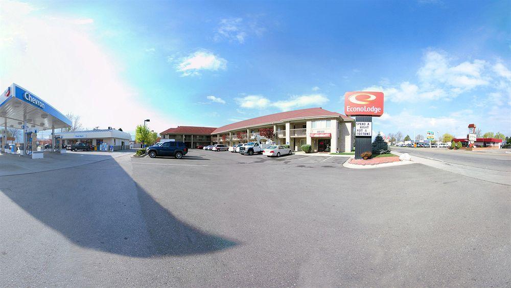 Americas Best Value Inn & Suites Прово Екстер'єр фото