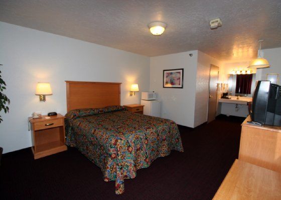 Americas Best Value Inn & Suites Прово Номер фото